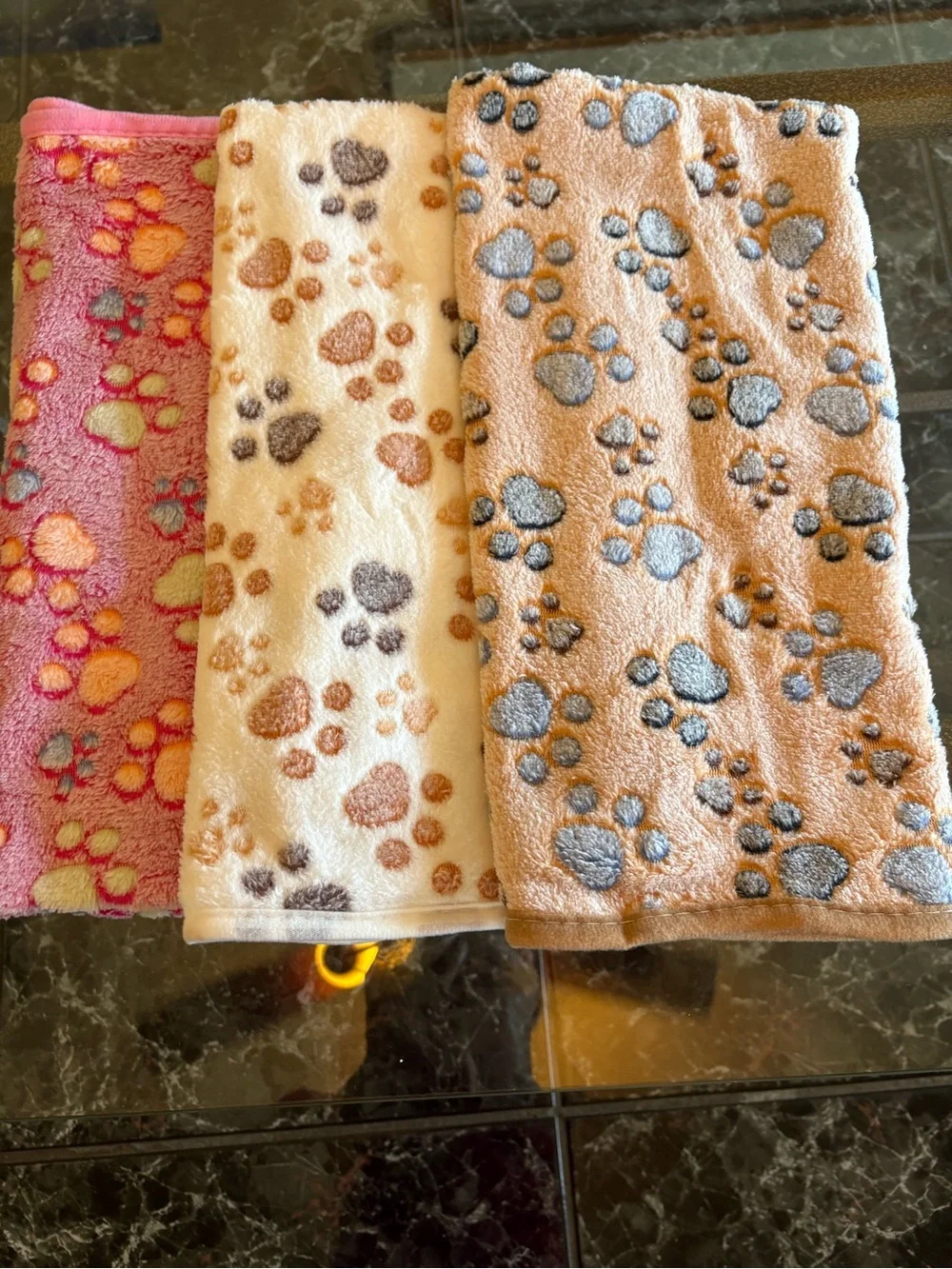 Paw-Print NWT 3-pack Thickened Comfy Pet Blanket Pet Bedding - Pink, White, Tan